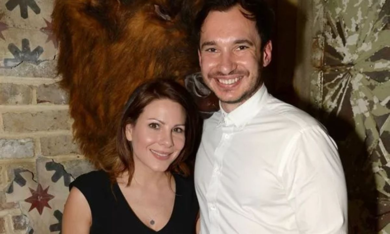 lucrezia millarini husband simon kurs
