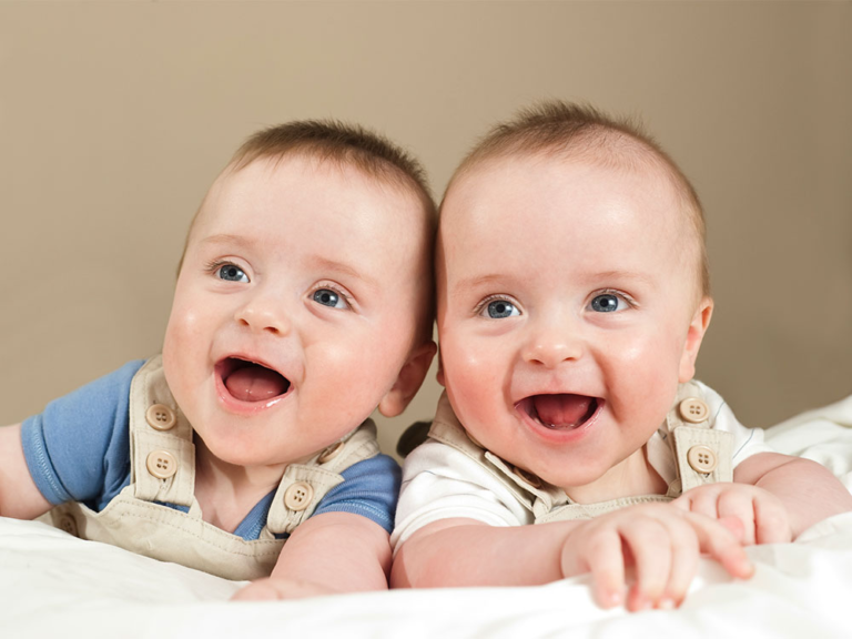 Thomas Plant Twins: Everything You Need to Know About the Interest Surrounding His Family Life thomas plant twinsthomas plant twins