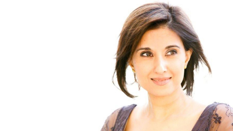 who is shefali oza married to