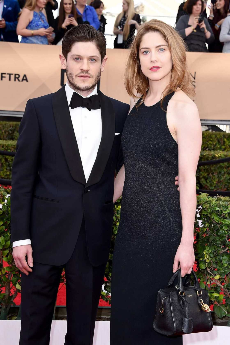 Wife Iwan Rheon: Is Iwan Rheon Married? Everything We Know About His Personal Life wife iwan rheon