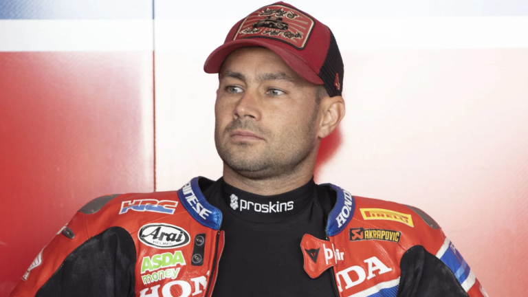 is leon haslam still married