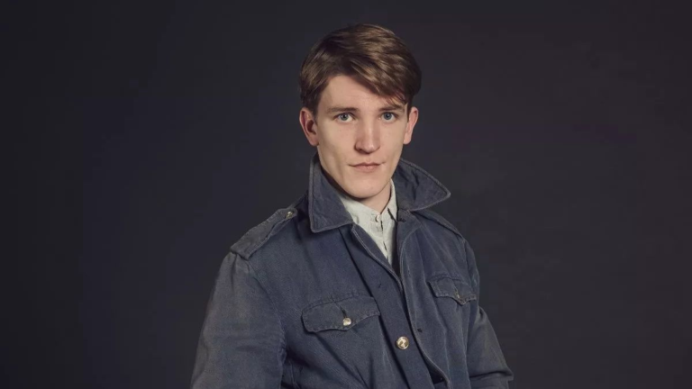 Ewan Mitchell: Biography, Career, Acting Journey, and Rise to Fame ewan mitchel