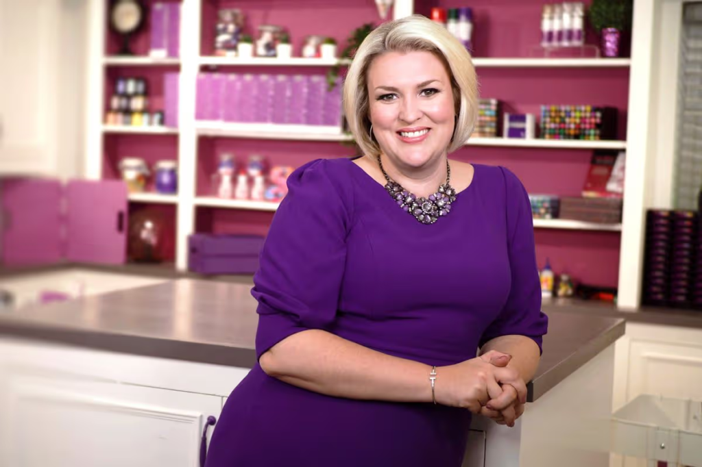 sara davies business