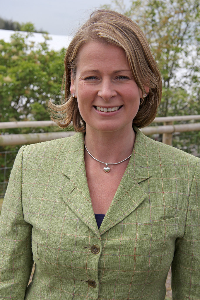 victoria graham age