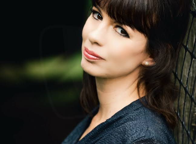 elizabeth rizzini wikipedia