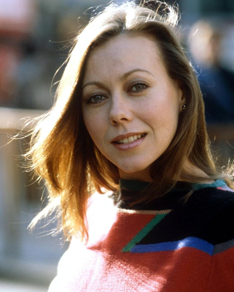 how old is jenny agutter