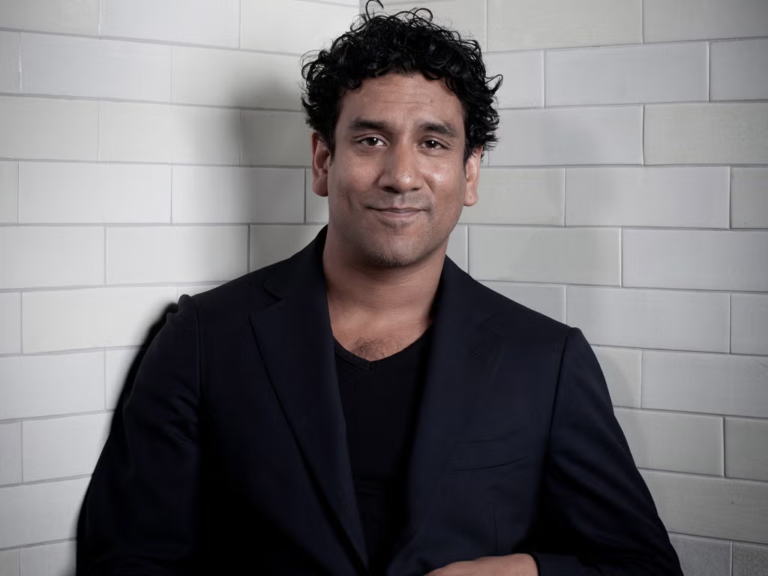 Naveen Andrews: Biography, Career, Movies, Lost, Family and Life naveen andrews