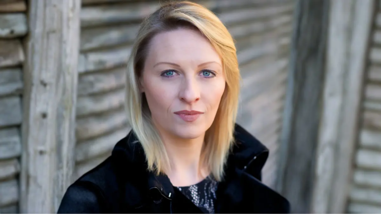 Jane Dougall: Biography, Career, BBC Sport, and Personal Life jane dougall