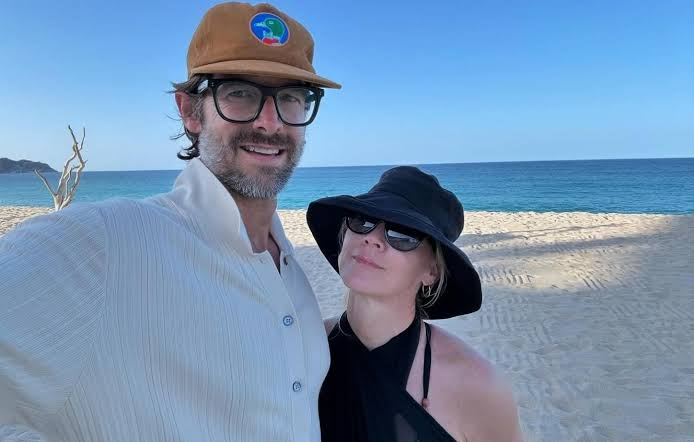 Who Is Jennie Bond's Husband