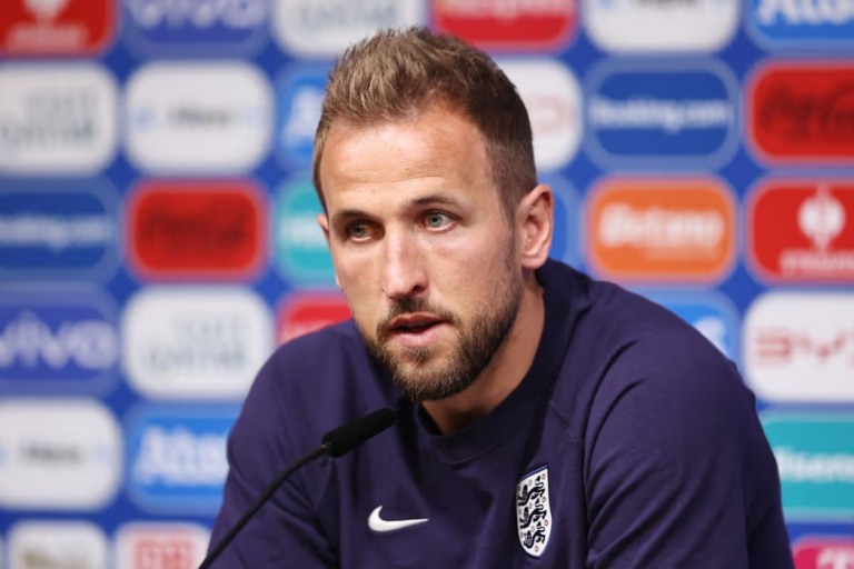 Harry Kane Net Worth: Salary, Earnings, Endorsements and Career Wealth Harry Kane Net Worth